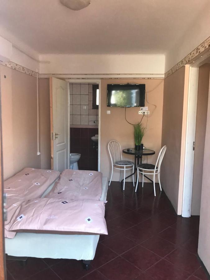 Edu Apartman Hajdúszoboszló المظهر الخارجي الصورة